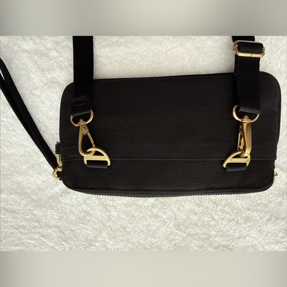 Baggallini RFID Lisbon 3-in-1 Wristlet Crossbody Phone Pocket Black Geometric EC - Picture 9 of 14